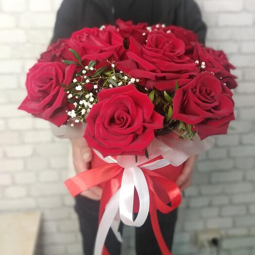 Французские розы в кoрoбкe