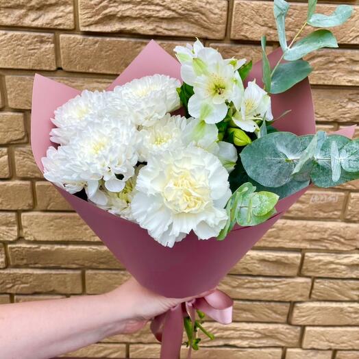 Bouquet of Chrysanthemums, Carnations and Alstroemeria