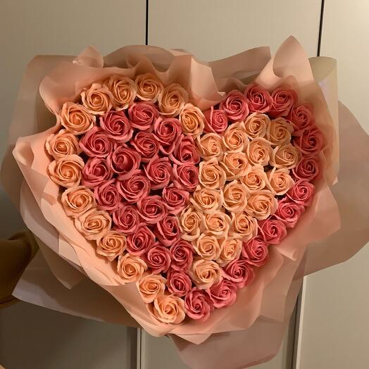 Corazón de rosas de jabón