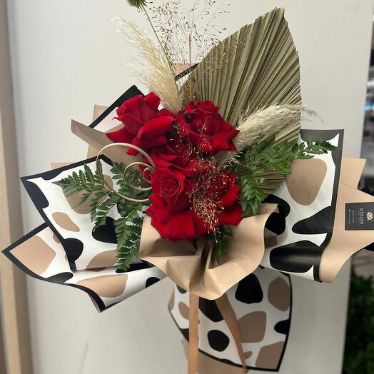 Bouquet  Ravishing Red Roses