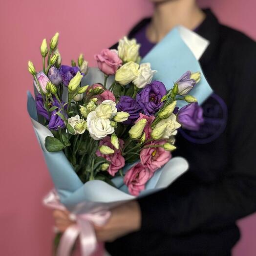 Bouquet of eustoma