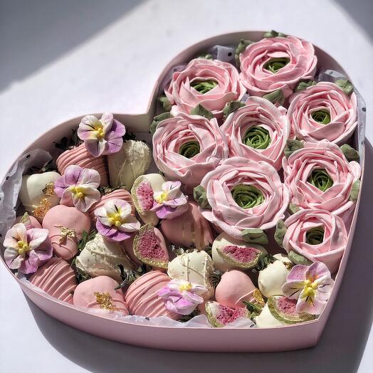 Chocolate-covered strawberries with marshmallow flowers. Premium Set