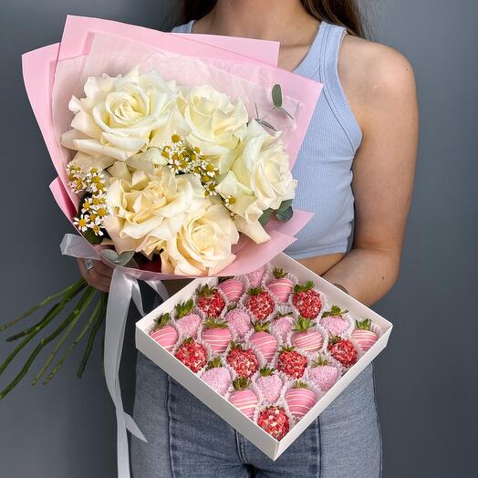 Букет из французских роз и ромашек и набор клубники в шоколаде
