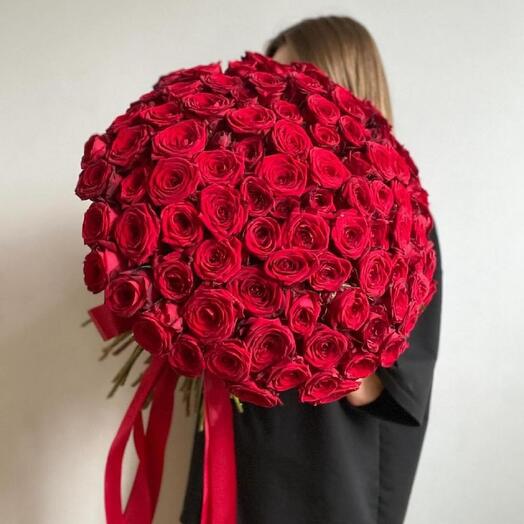 Bouquet of roses 75pcs