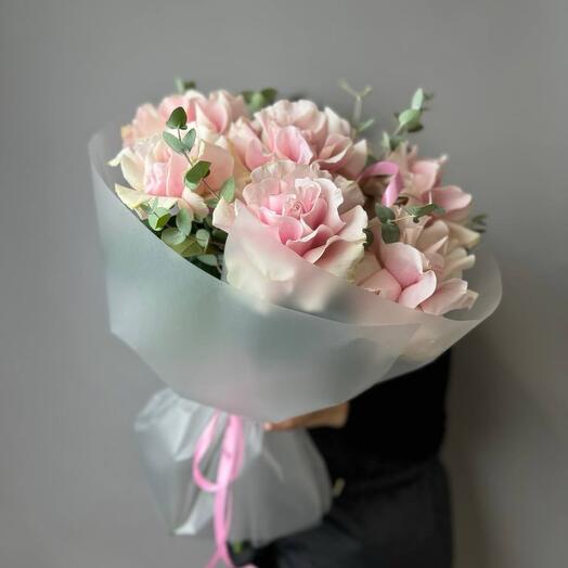 Bouquet of 7 pink French roses