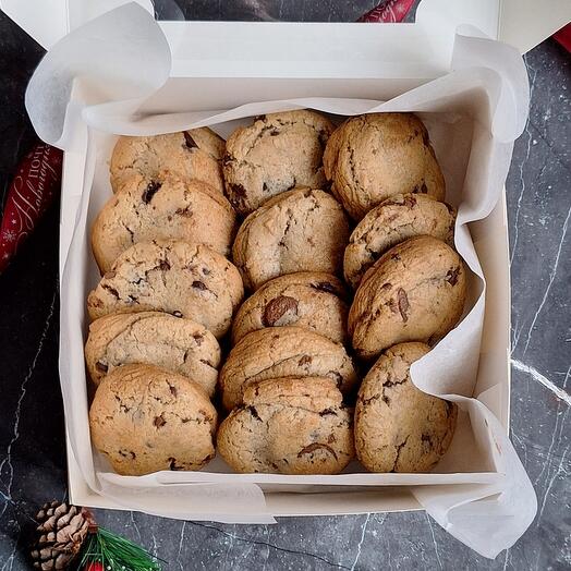 Набор мягкого печенья с молочным и тёмным шоколадом на Новый Год, 700 гр