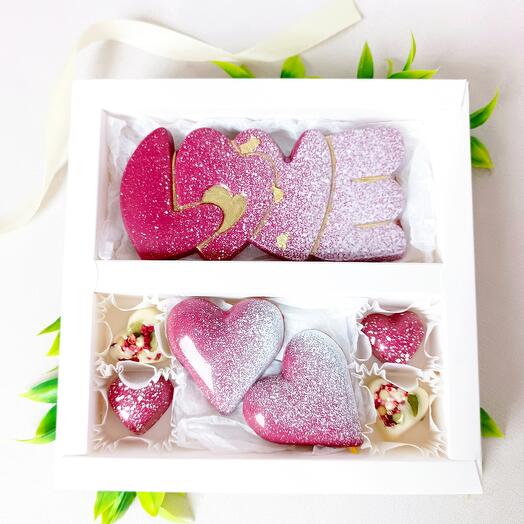 Шоколадный набор LOVE. Подарочный набор. Сладкий подарок