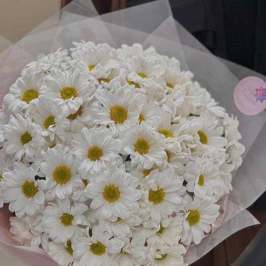 Букет из ромашковой хризантемы