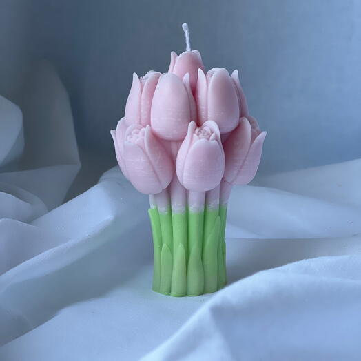 Tulips candle