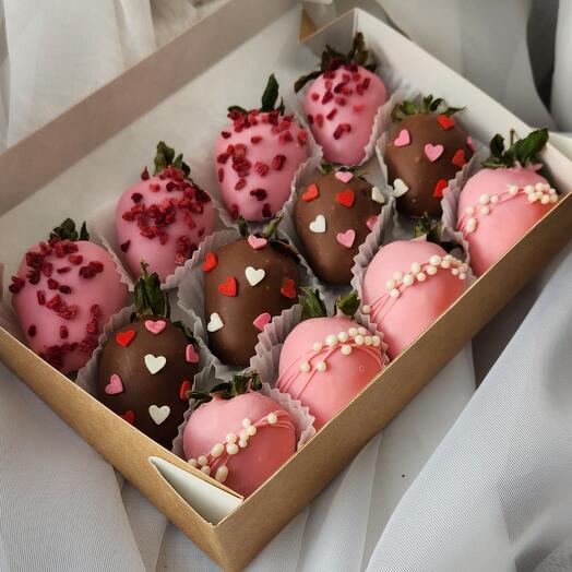 Клубника в шоколаде 12шт ❣️Сердечки ❣️