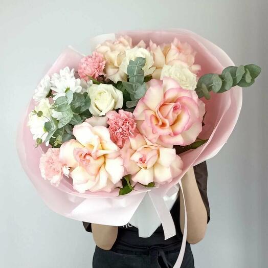 French Rose Bouquet-07 x Pioneer