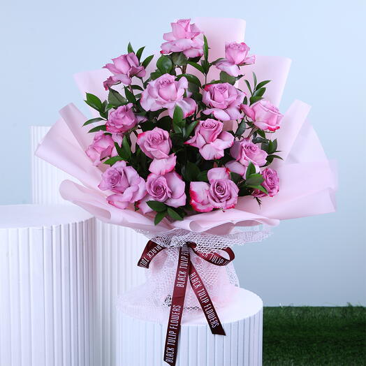 Graceful Rose Bouquet for Her