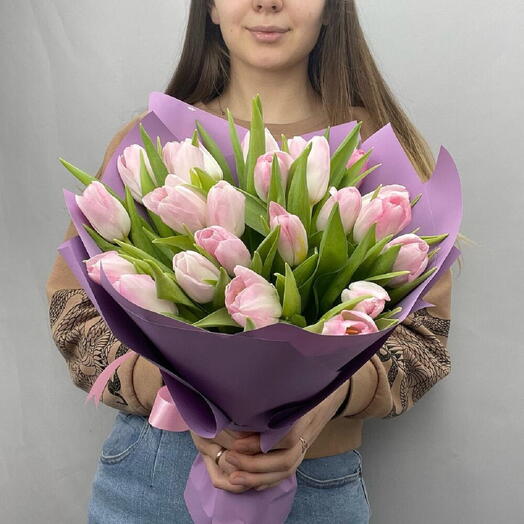 25 Pink Tulips