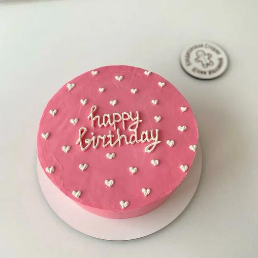 Яркий торт с сердечками на День рождения