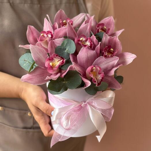 Коробочка с орхидеями