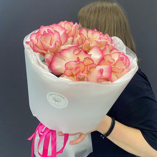 Букет из 5 розовых французских роз