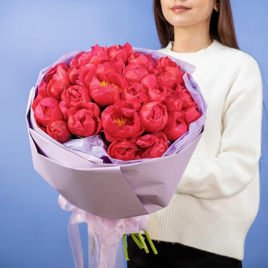 25 коралловых пионов люкс