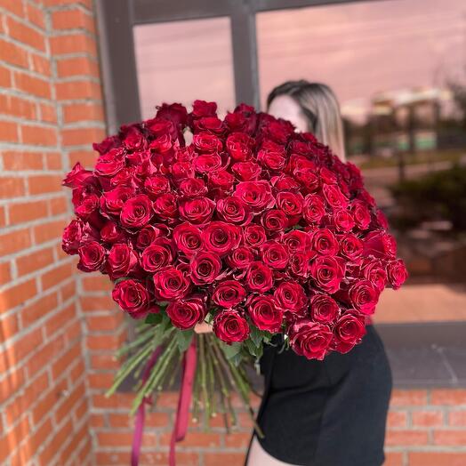 Букет «Приятный вечер🌸» из 101 длинной розы