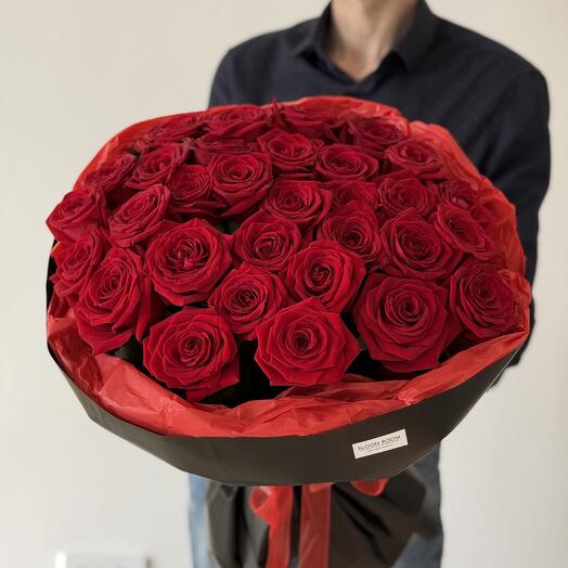 ♥️ 🖤Букет из 31 красной розы  в стильной упаковке🌹