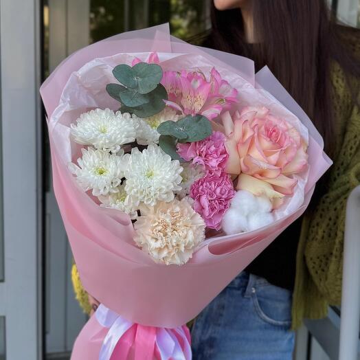 Нежный букет с розой 🌷