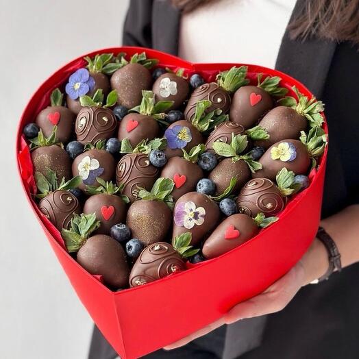 Клубника в шоколаде «Berry Dream Love»