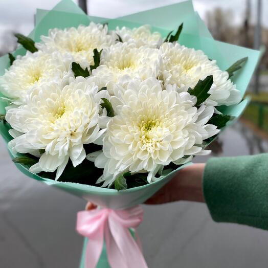 Букет одноголовых хризантем