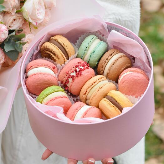 Набор «Божественные макарон» ассорти 10 шт