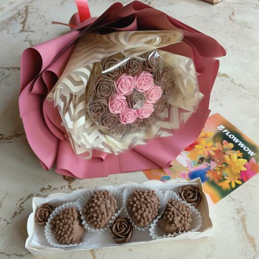 Букет из конфет  " 🍓+🍫 Сладость"