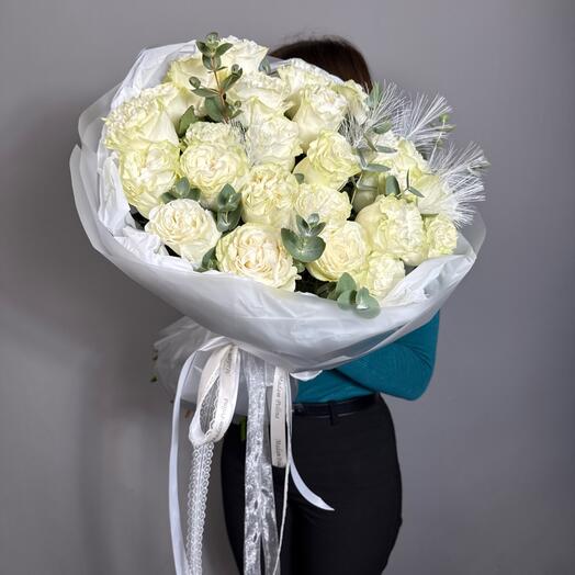 25 white roses🤍