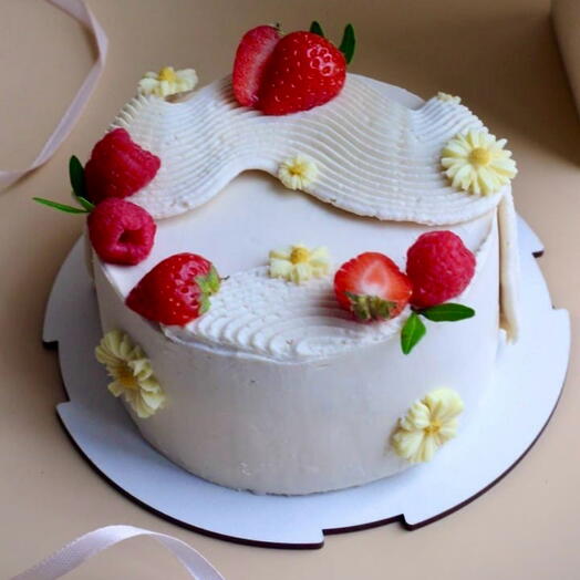 Бенто maxi(vegan) со свежими ягодами для мамы