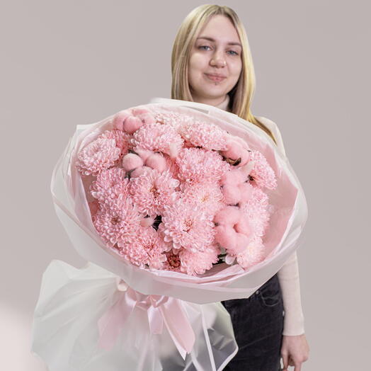 Розовый букет из хризантемы и хлопка. Арт.336
