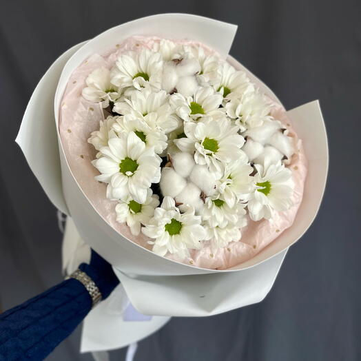 Букет ромашек с хлопком