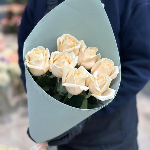 Букет из 7 роз Аваланш Пинч