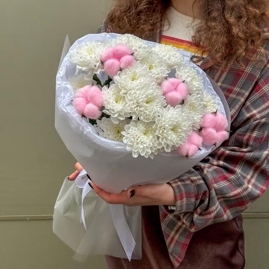 Букет из коллекции «Морожко» mix О из кустовых хризантем + сладки подарок 🎁