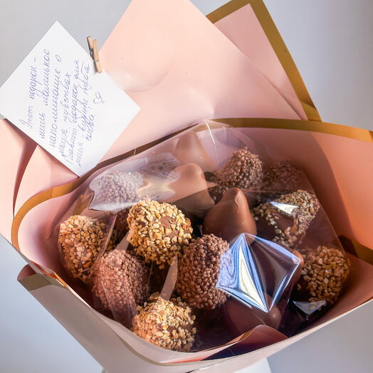 Букет клубники в шоколаде Nut