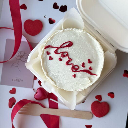 Бенто с надписью love