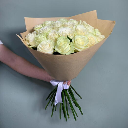 Букет белых роз