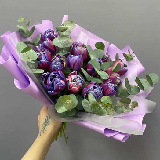 Букет тюльпанов «Космос»