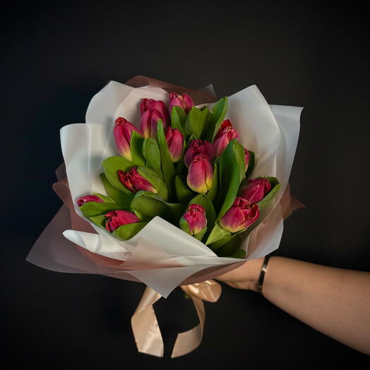 Букет из 17 тюльпанов. 14 февраля. День всех влюбленных