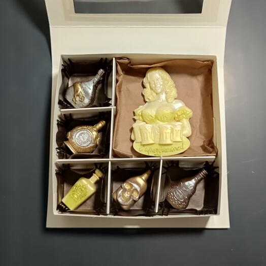 Набор конфет для мужчин "Бутылочки... "