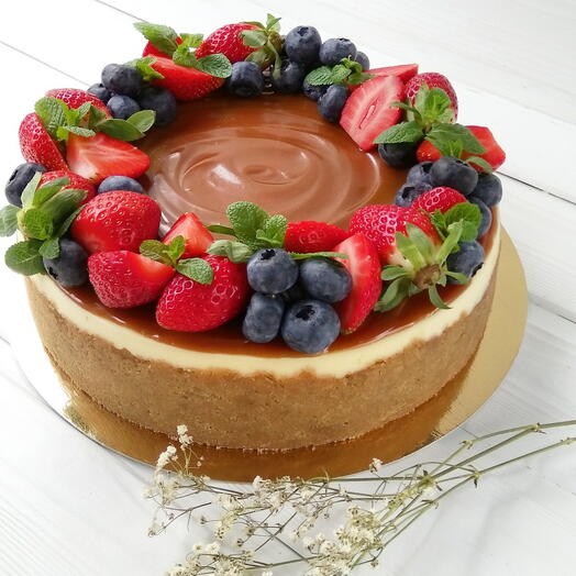 Чизкейк Нью-Йорк с солёной карамелью