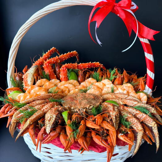 Подарочная корзина из морепродуктов