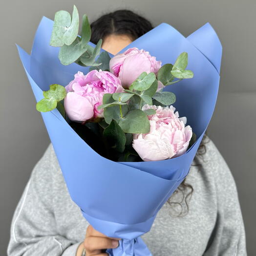 Монобукет из 3 пионов