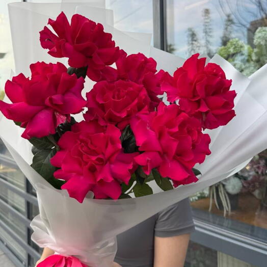Букет из французских роз ,, Fuchsia"