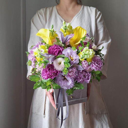 Цветочные леденцы в бархатной коробочке с медом. Калла, антирринум, хризантема, диантус, клематис и питтоспорум