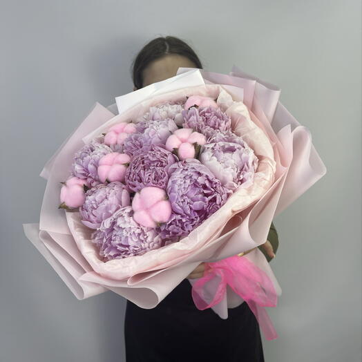 Пионы с хлопком