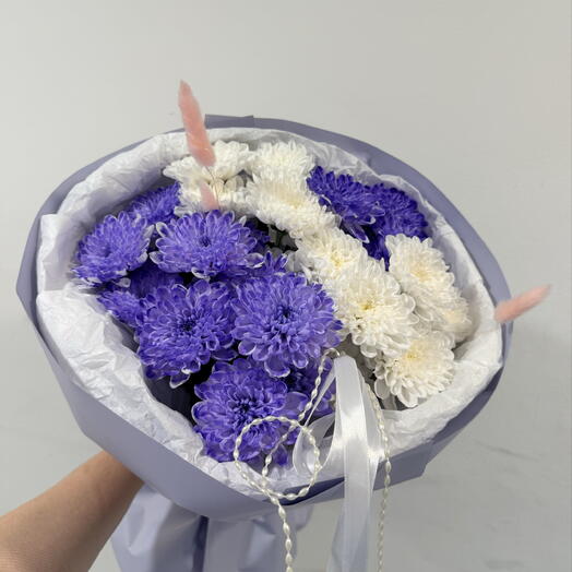 Букет сборный из хризантем 💜