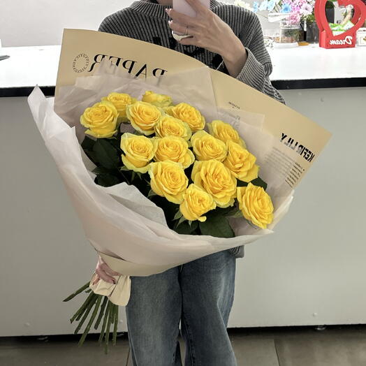 Букет с желтыми розами