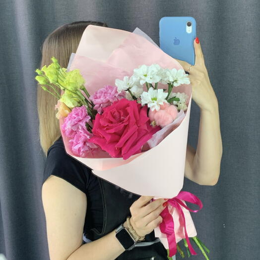 Яркий букет в конверте «Чудеса🎀»