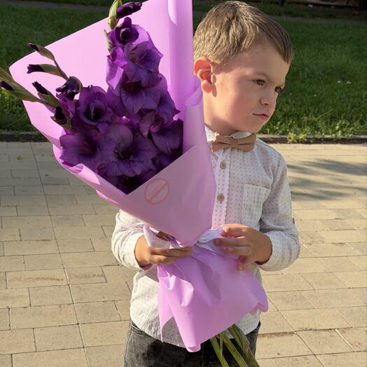 Букет гладиолусов